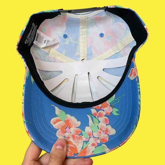 NWT Levi’s Floral Dad Hat - Picture 4 of 4